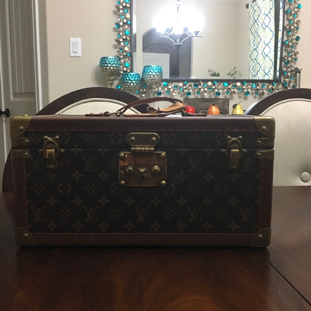 Louis Vuitton Trunk Case